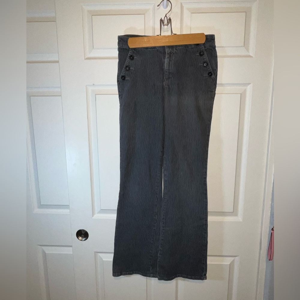 Stylish Gray Striped Wide Leg Jeans